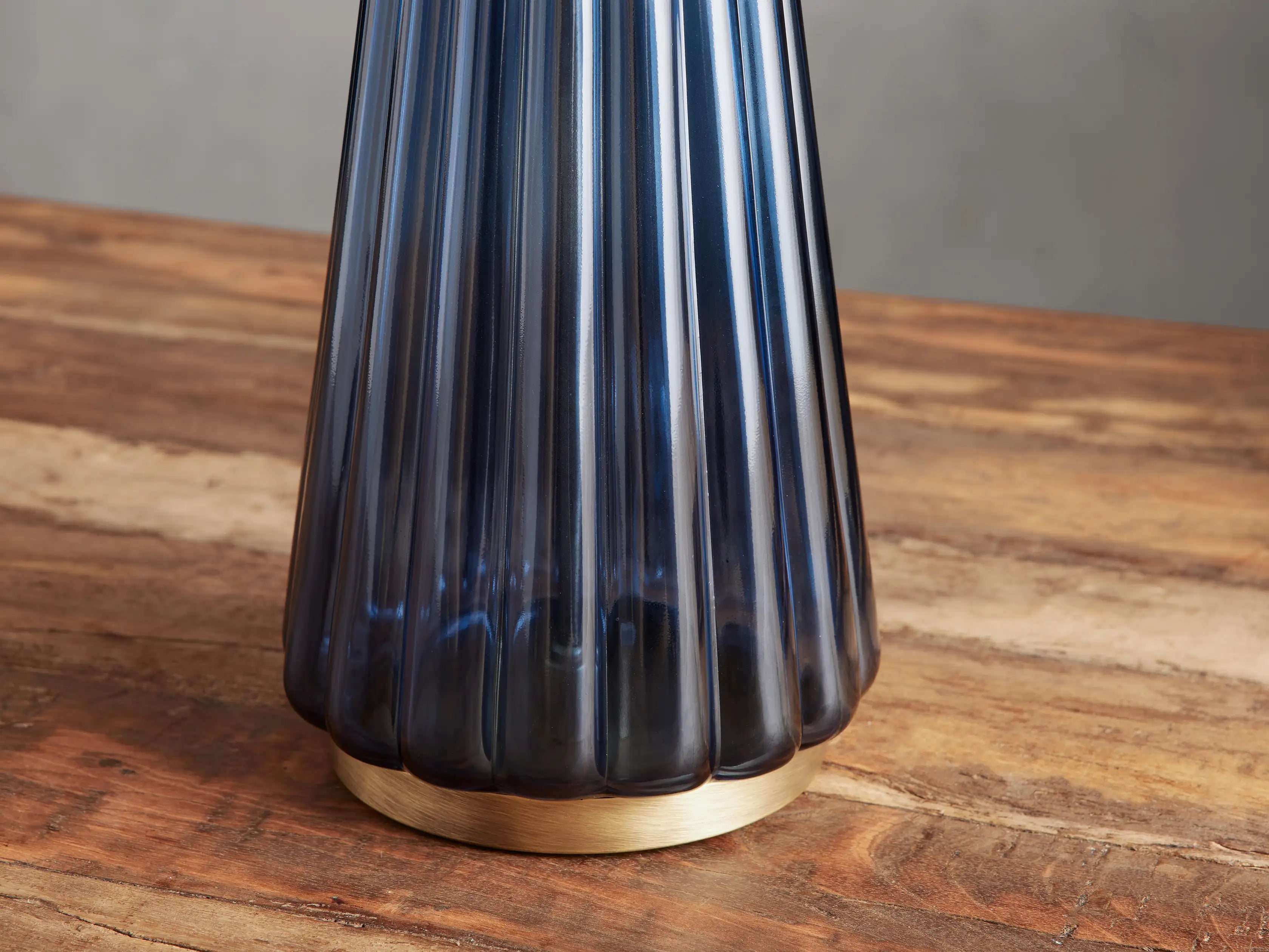 Elisabetta Table Lamp