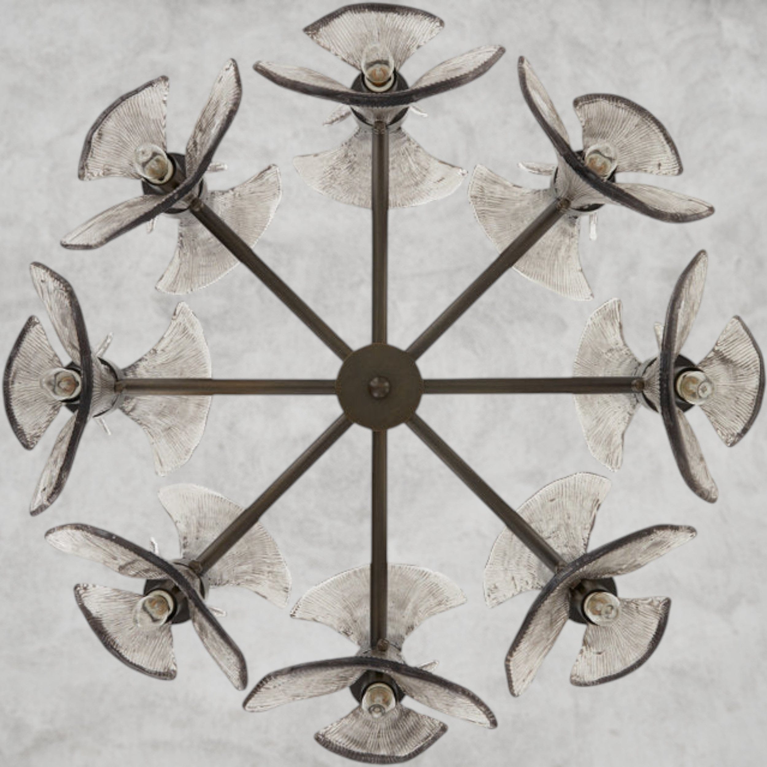 Gwendolyn 16-Light Chandelier