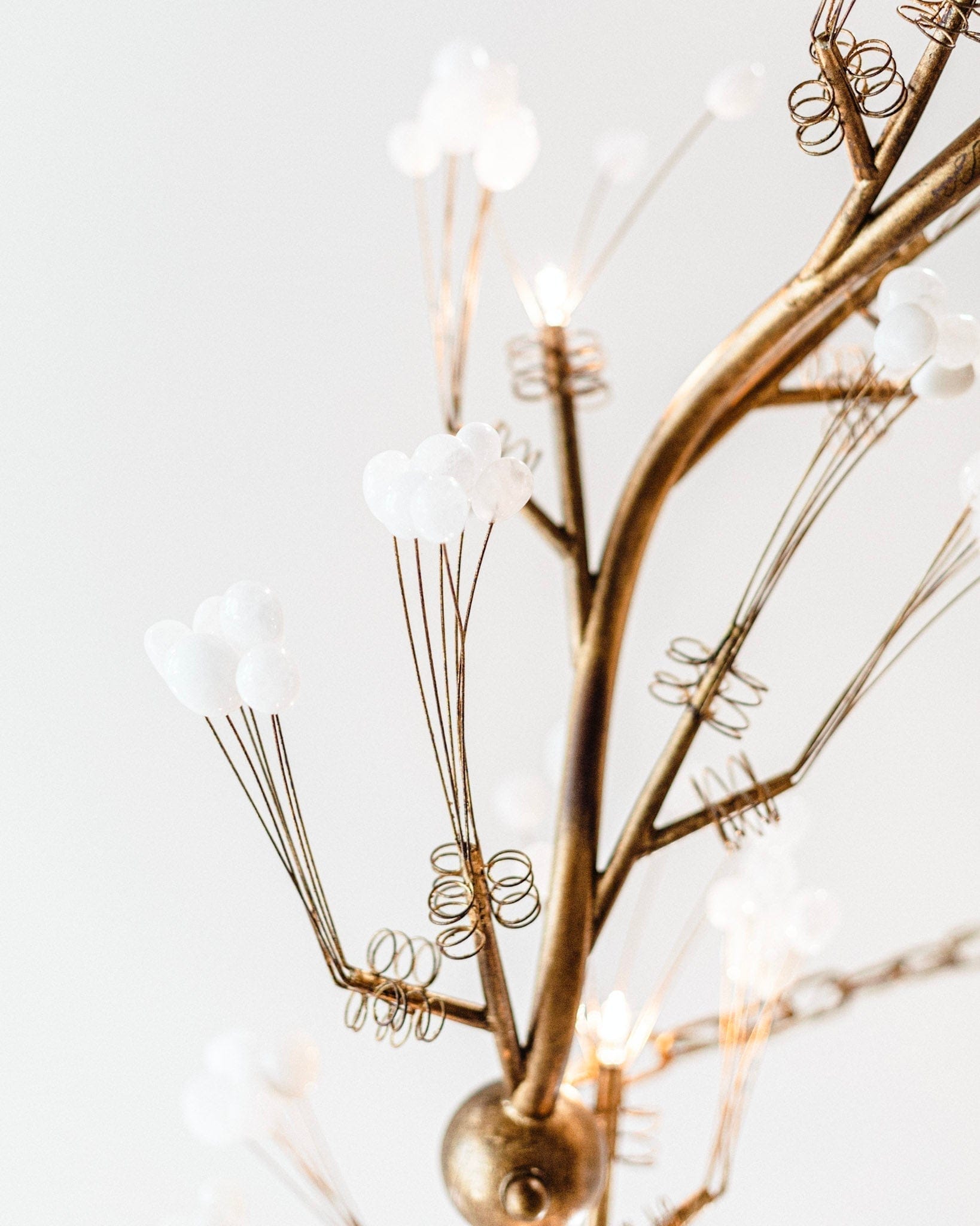 Veyla Spherical Twelve-Light Quartz Chandelier