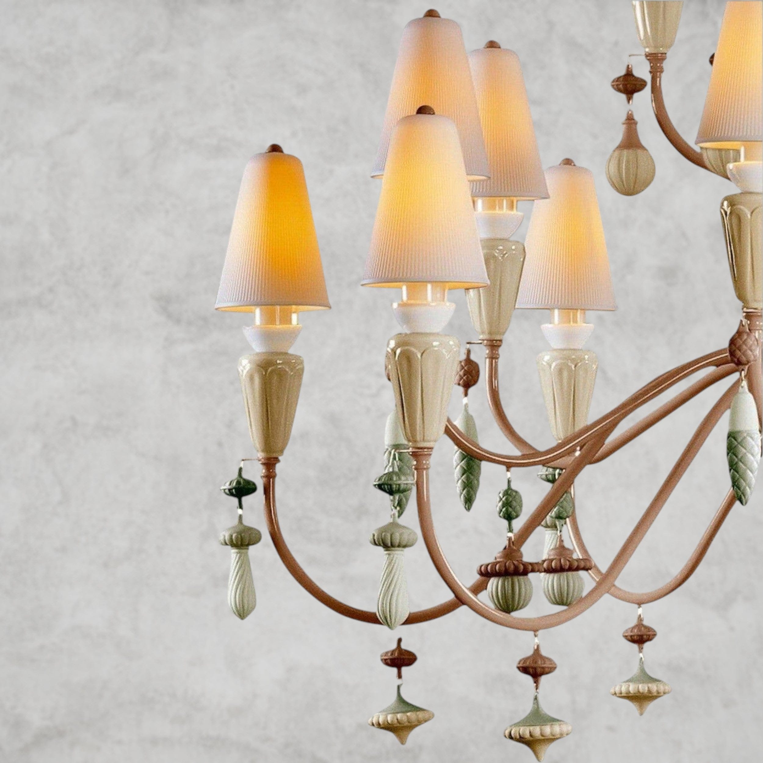 Spices Vintage Nexora 32-Lights Chandelier