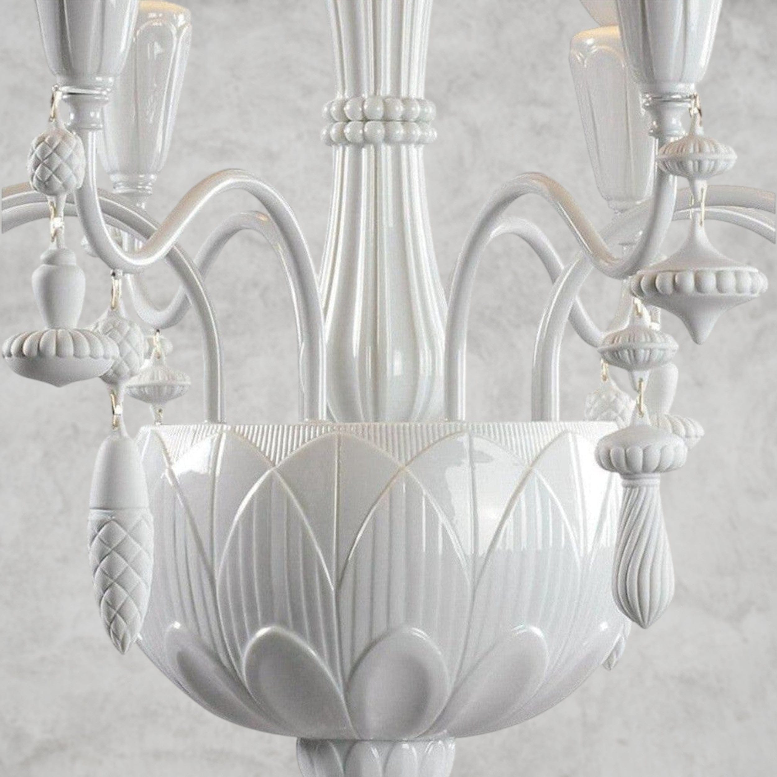 Vintage Nexora 8-Lights Chandelier