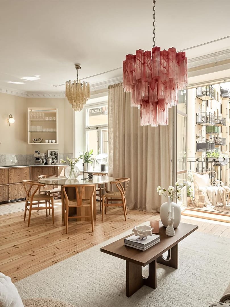 Murano Chandelier – 48 tubes – Alabaster Pink