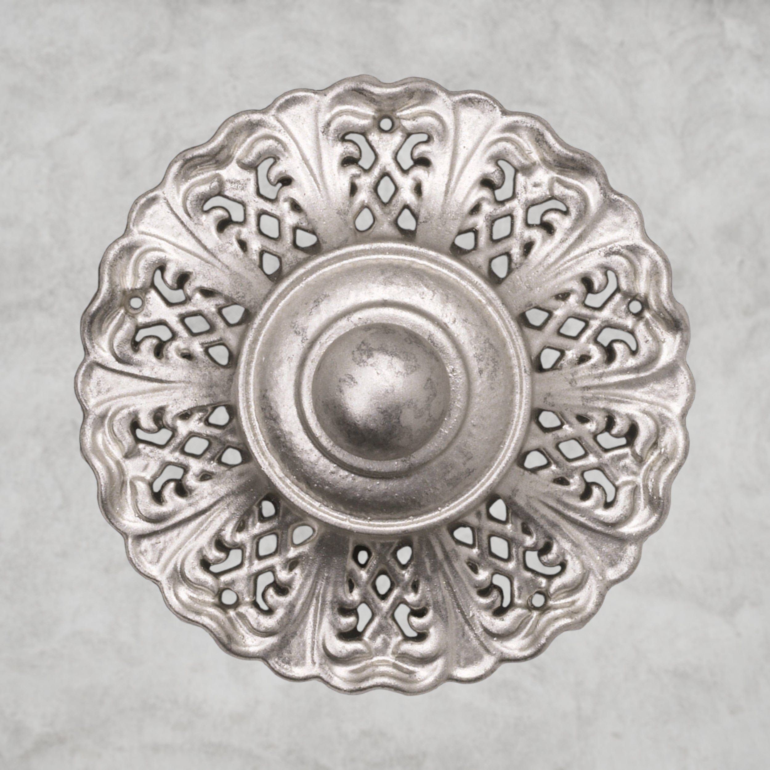 La Scala Chandelier 28"