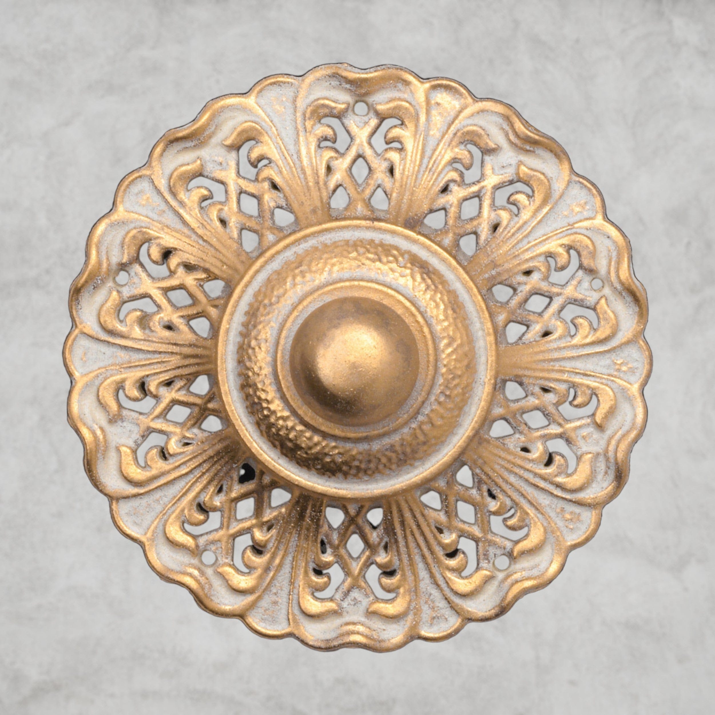 Parchment Gold / Clear Heritage Crystal La Scala Chandelier 33"