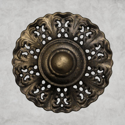 Etruscan Gold / Clear Heritage Crystal Milano 12-light Crystal Chandelier 32"