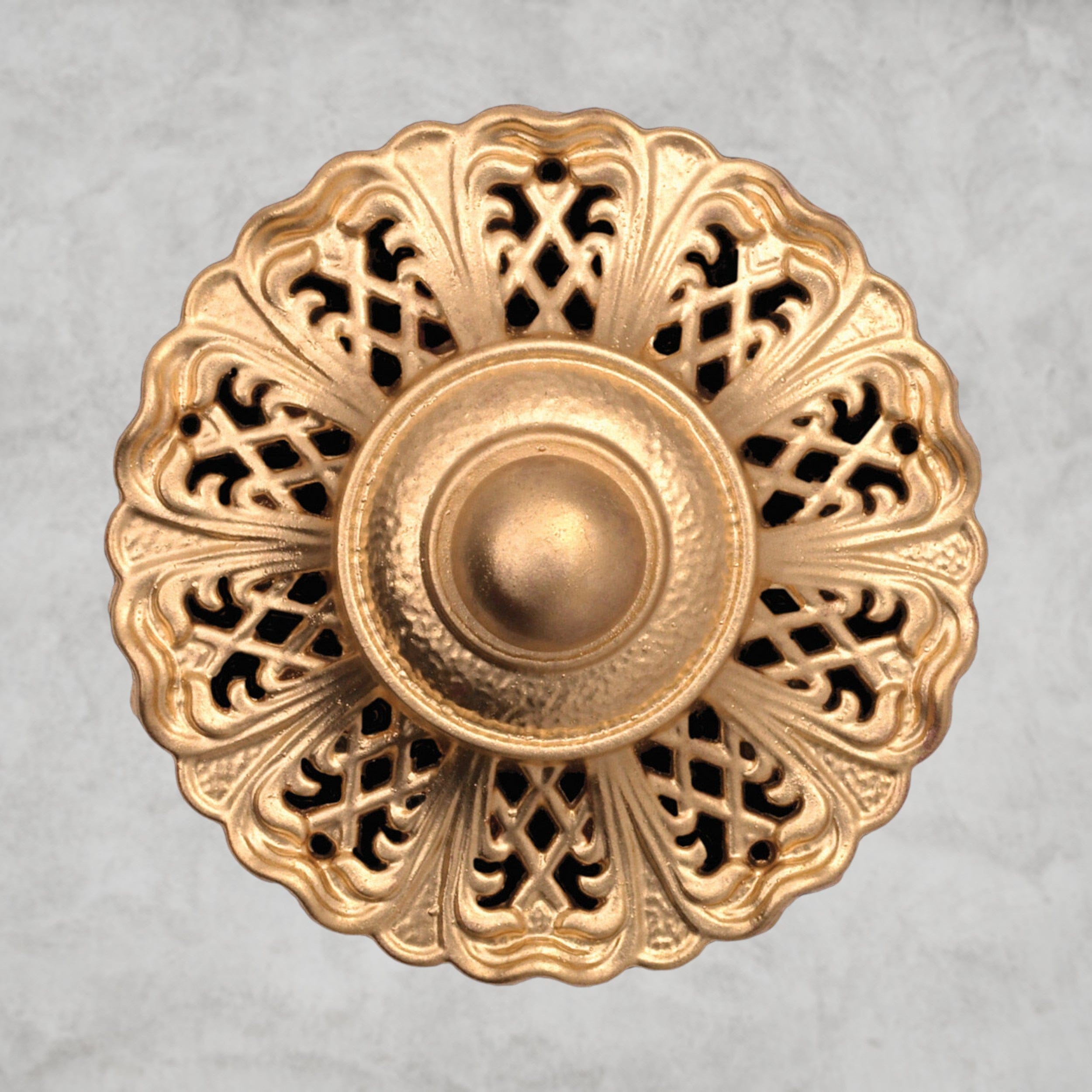 Milano Chandelier 24"