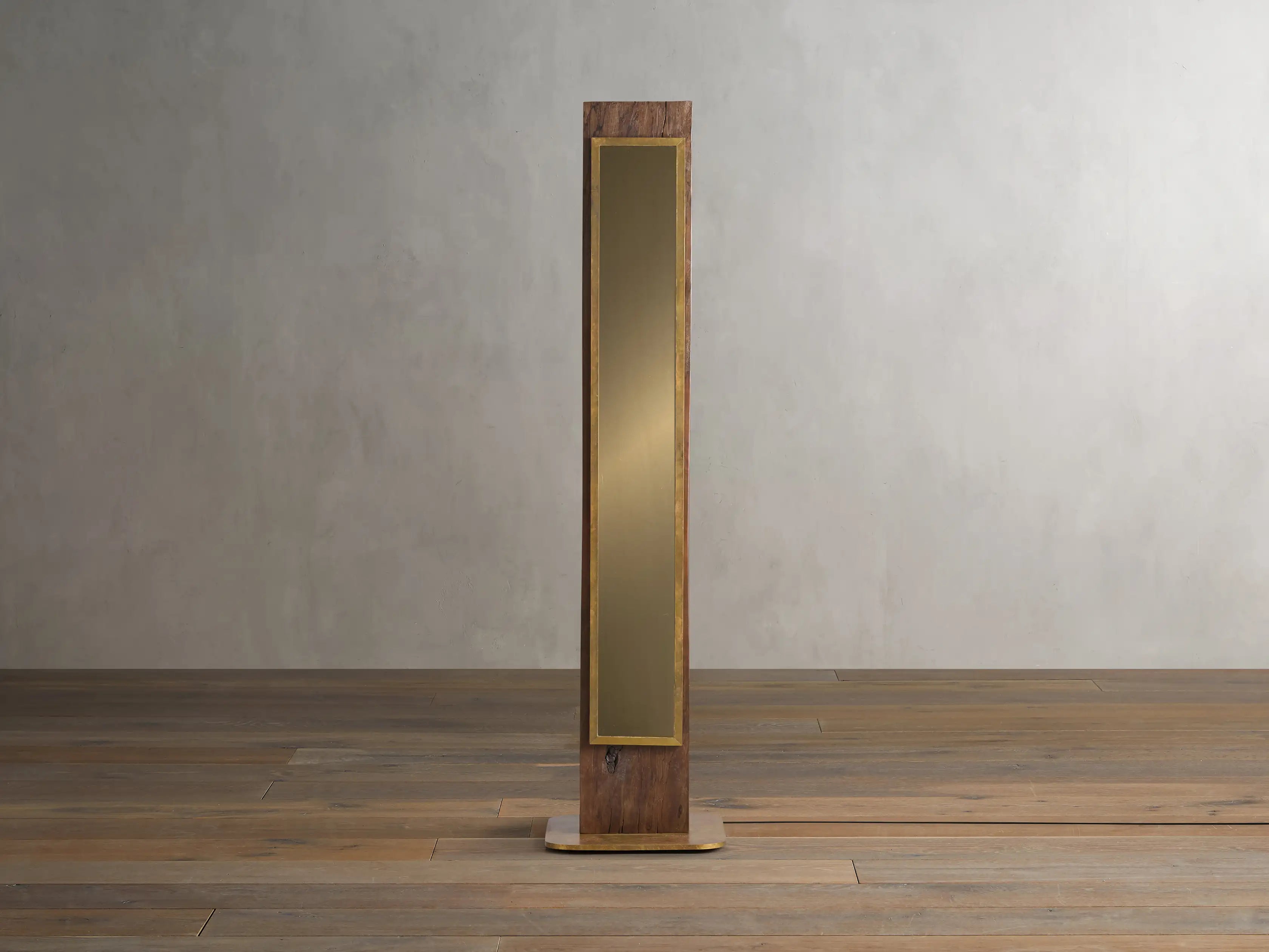 Vigas Floor Lamp 49", 100"