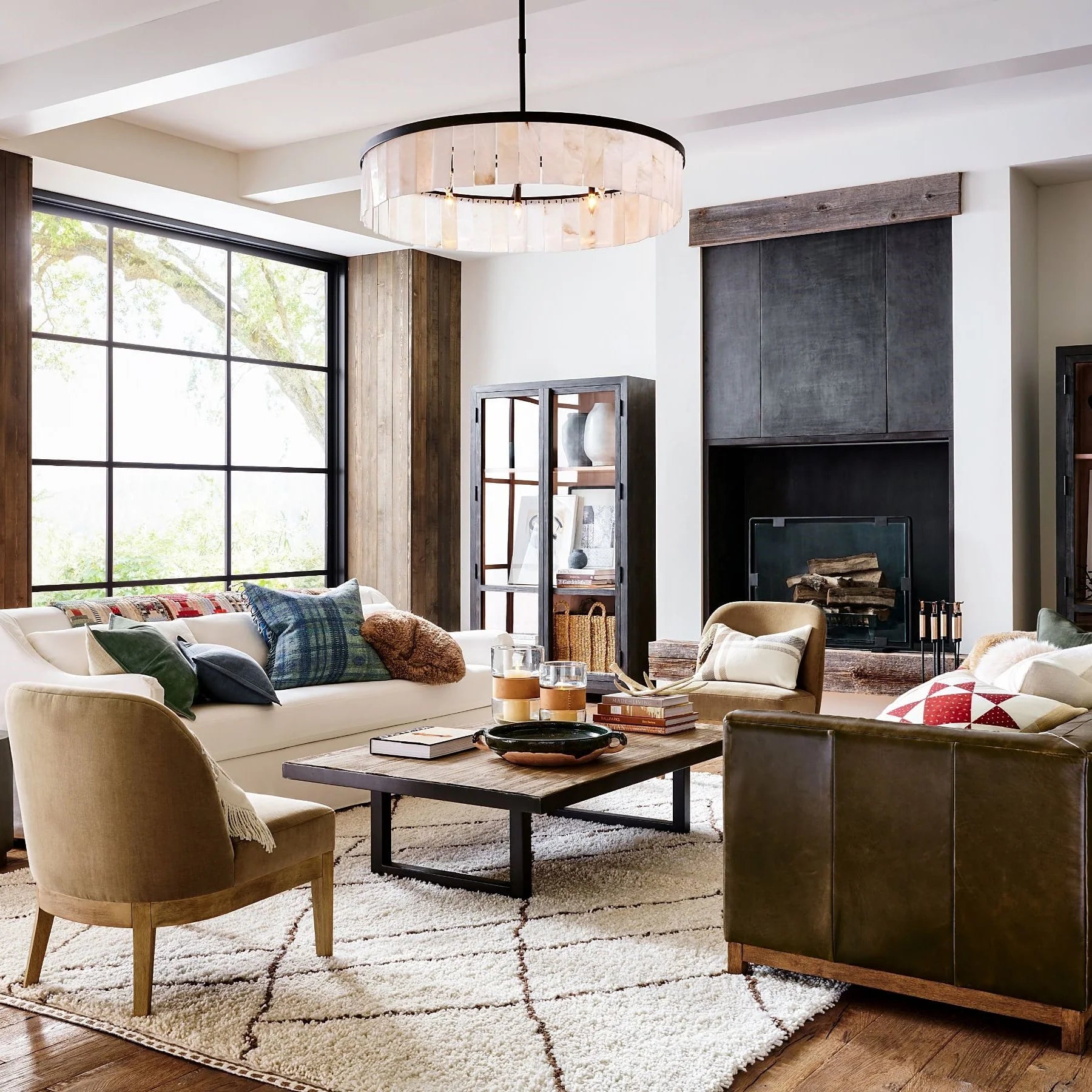 Widham One-Tire Round Alabaster Chandelier